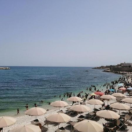 Tre Metri Sopra Il Mare Villa Bisceglie Dış mekan fotoğraf