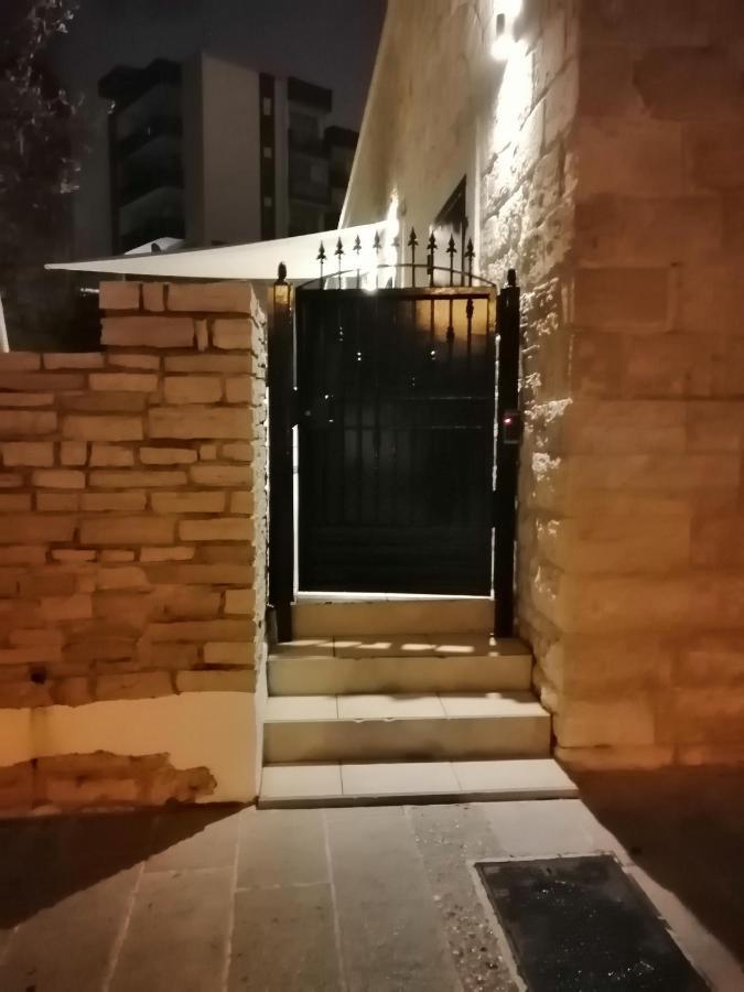Tre Metri Sopra Il Mare Villa Bisceglie Dış mekan fotoğraf
