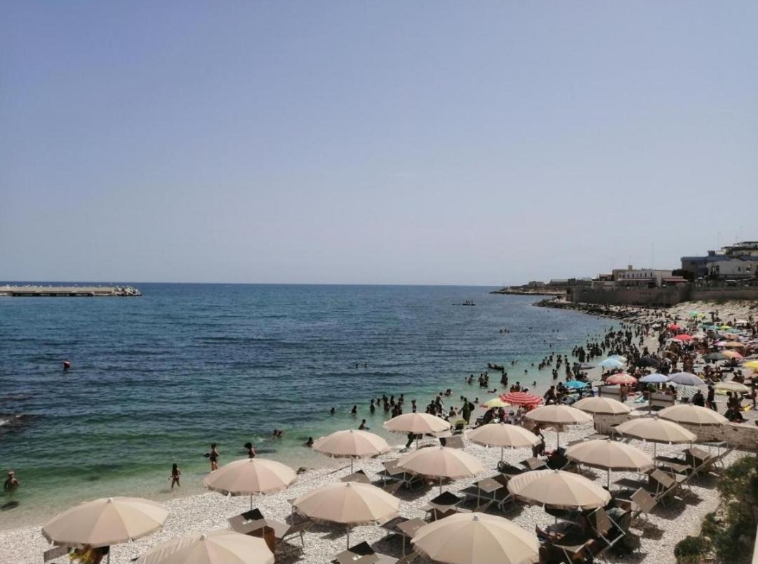 Tre Metri Sopra Il Mare Villa Bisceglie Dış mekan fotoğraf